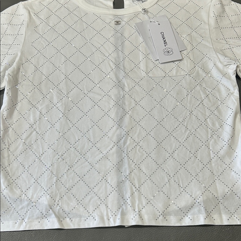 CHANEL White Rhinestone Diamond Pattern Top, size 38/8. NWT. LUXURY - Picture 5 of 10